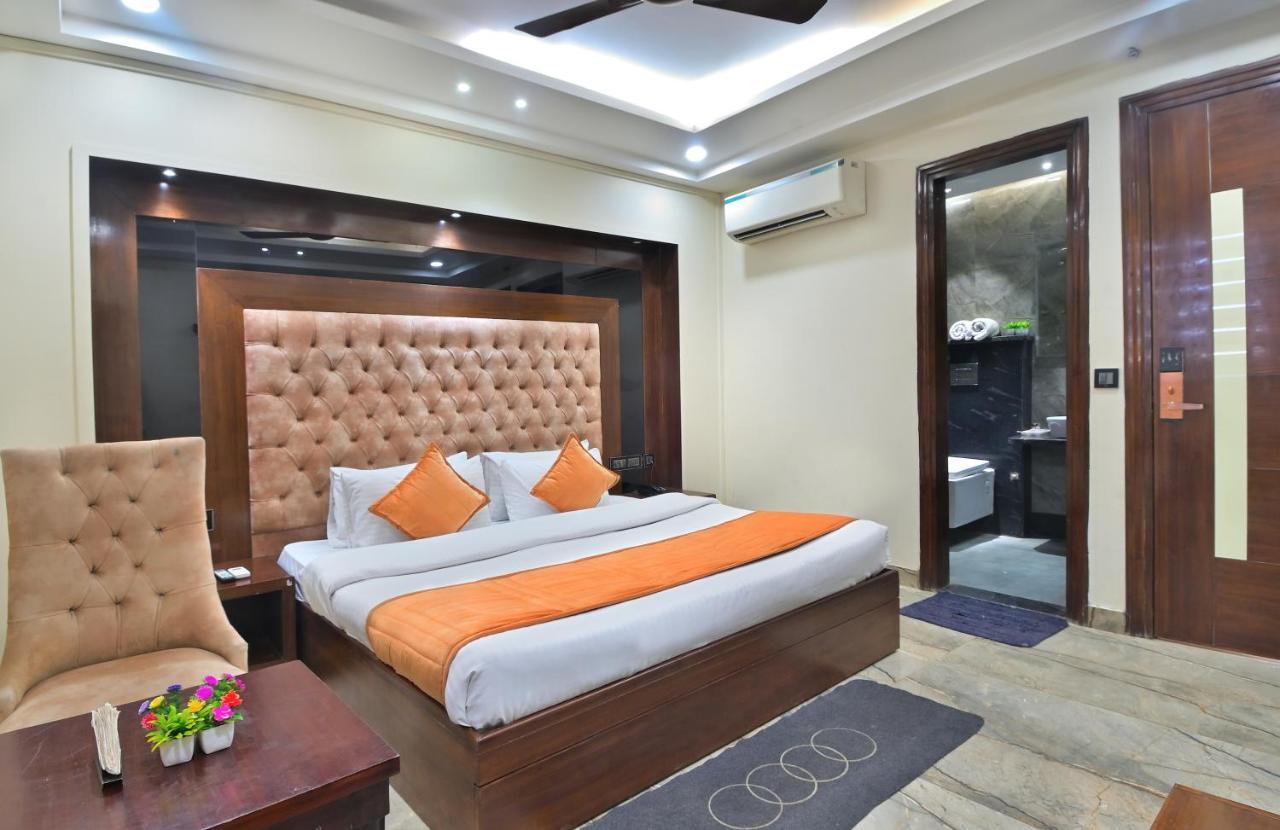 Hotel Vanson Delite - New Delhi Railway Station Esterno foto