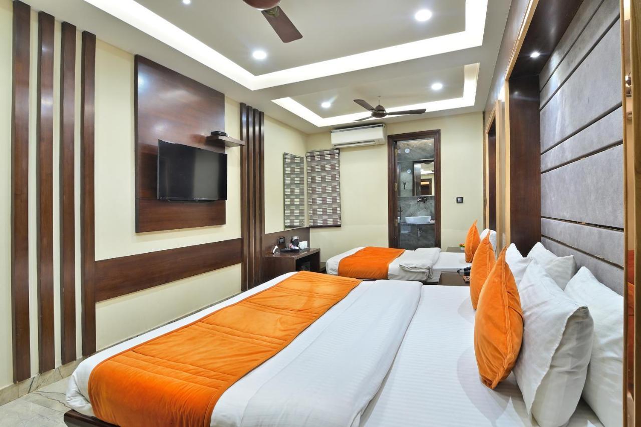 Hotel Vanson Delite - New Delhi Railway Station Esterno foto