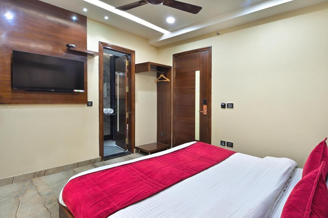 Hotel Vanson Delite - New Delhi Railway Station Esterno foto