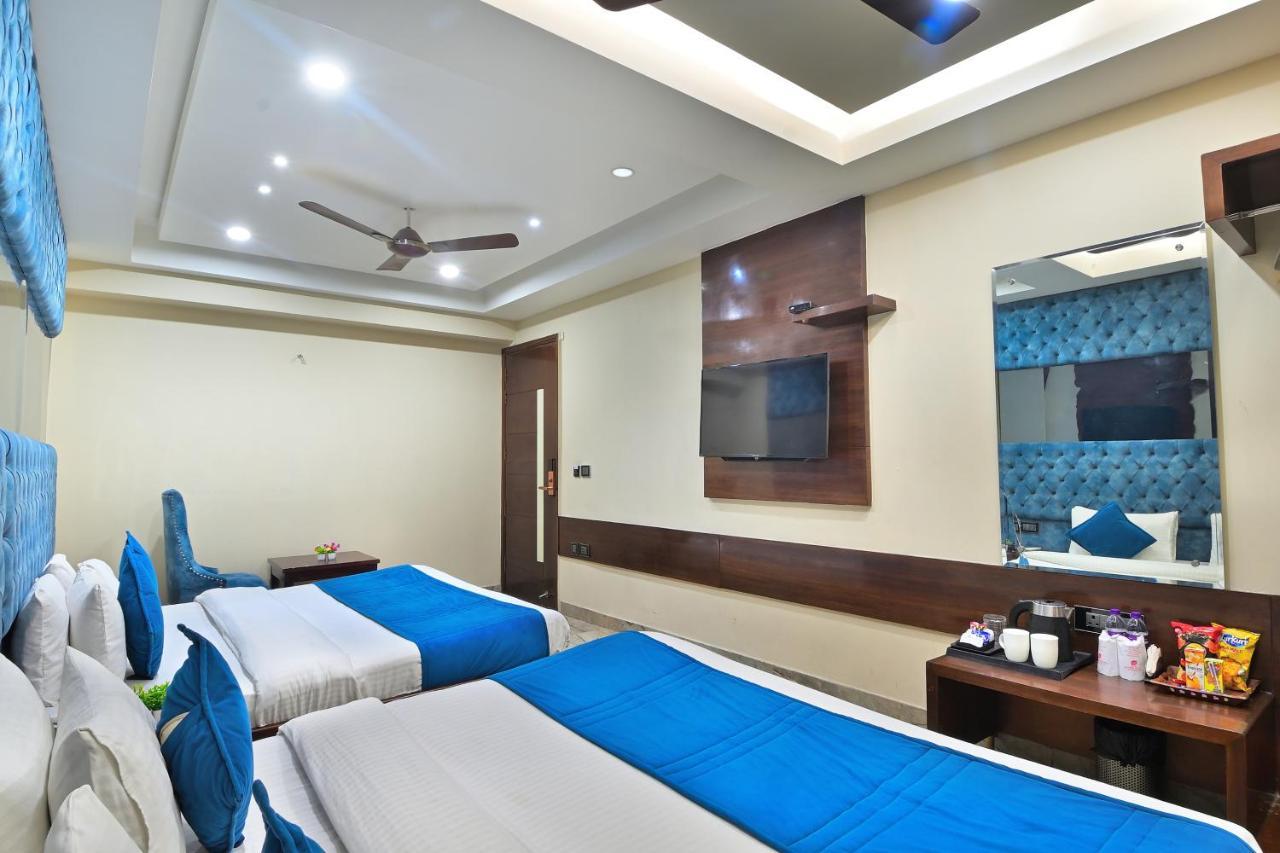 Hotel Vanson Delite - New Delhi Railway Station Esterno foto