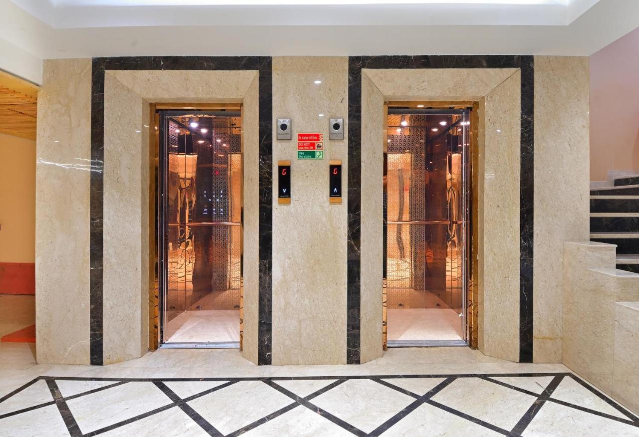 Hotel Vanson Delite - New Delhi Railway Station Esterno foto